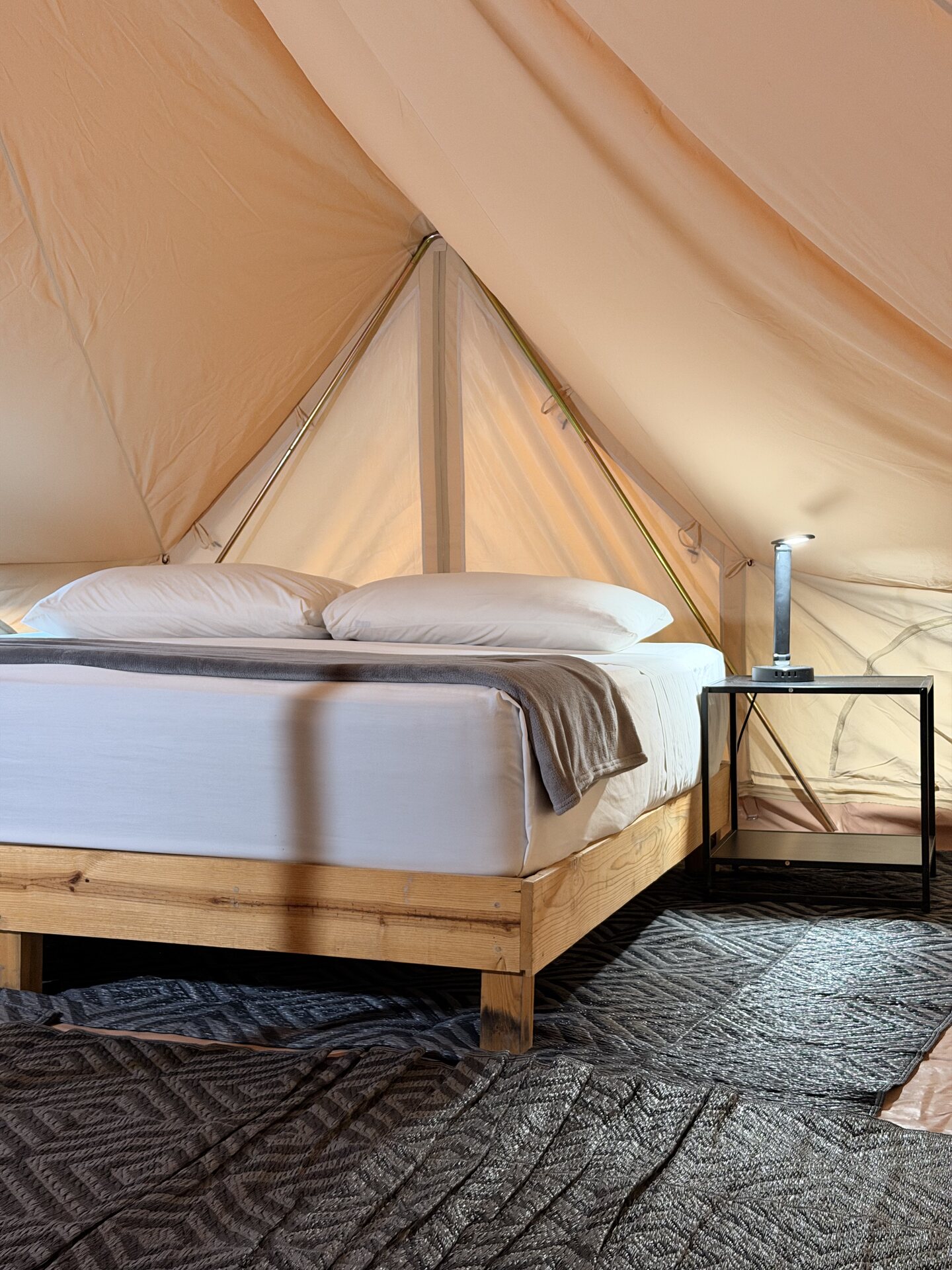 Glamping Cama King Size con Baño Privado