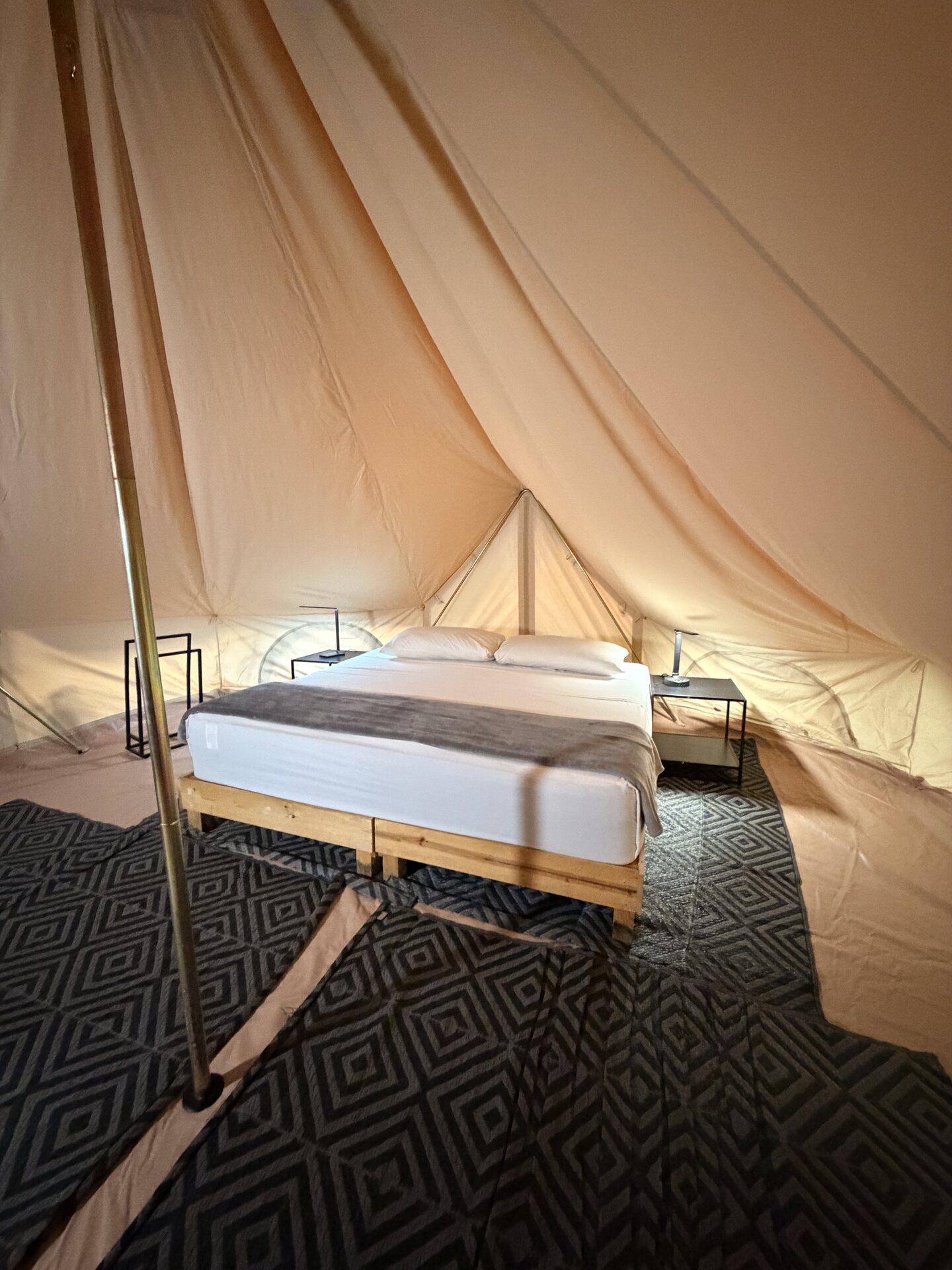 Glamping Cama King Size con Baño Privado